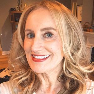 Meet your Posher, Debra